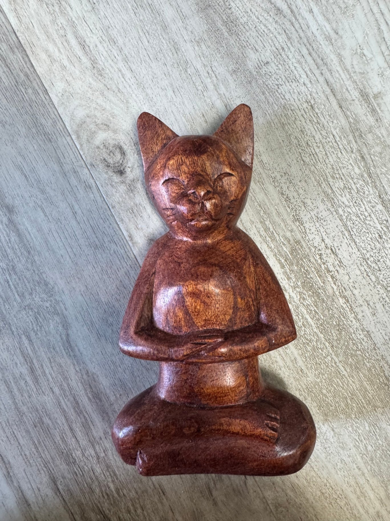 Large Cat Carving – 8 inch