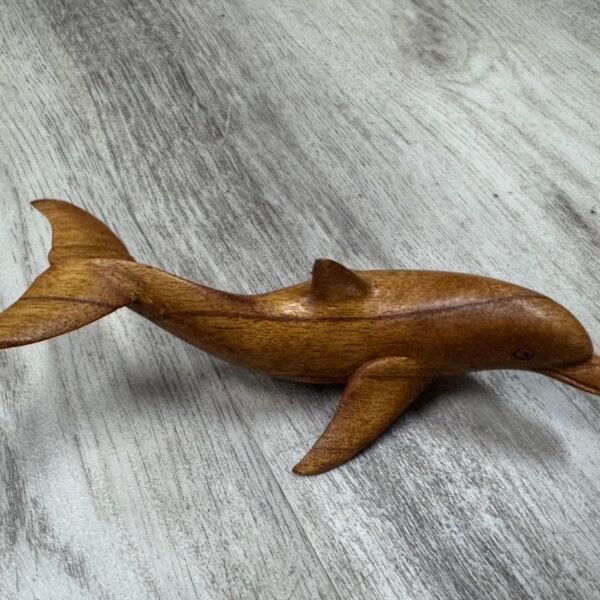 Whale Carving – 8 inch