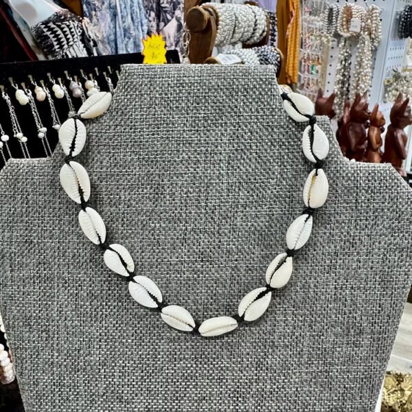 Adjustable Kahuli Shell Necklace