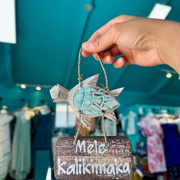 Mele Kalikimaka ("Merry Christmas" in Hawaiian) small Sea Turtle Sign