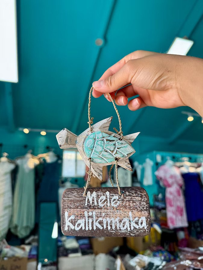 Mele Kalikimaka ("Merry Christmas" in Hawaiian) small Sea Turtle Sign